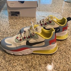 Nike Air Max 270 React